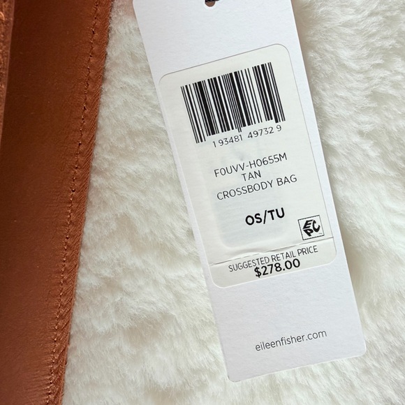 Eileen Fisher Vegetable Tanned Italian Leather Crossbody Tote Bag - Picture 7 of 15